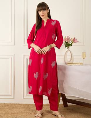 Pink embroidered pure cotton kurta trouser set 4