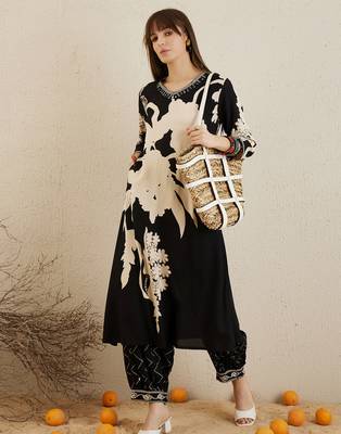 Black embroidered viscose rayon kurta trouser set 4