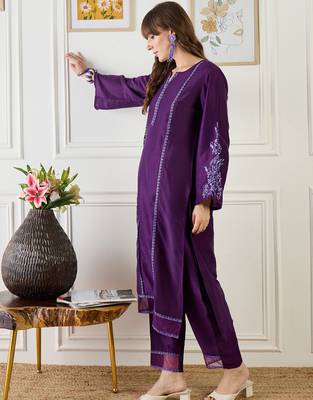 Purple embroidered silk kurta trouser set 3