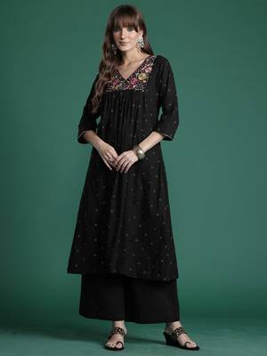 Black embroidered pure cotton kurta trouser set 4