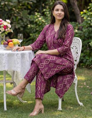Burgundy printed pure cotton kurta trouser set 3