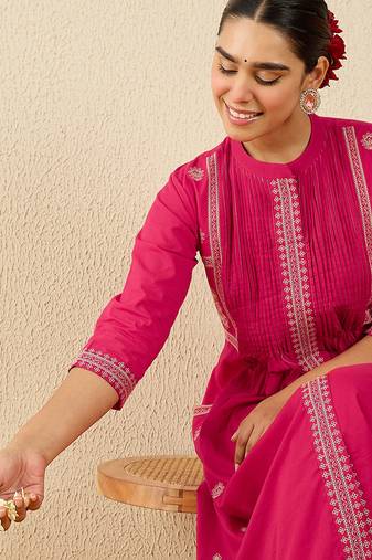 Pink printed pure cotton kurta trouser set