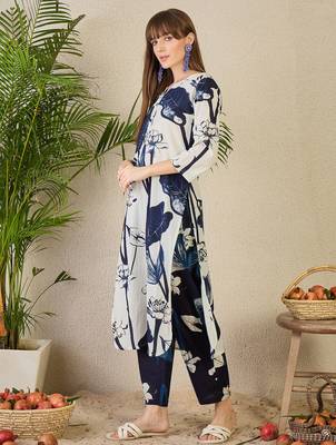 White printed pure cotton kurta trouser set 3