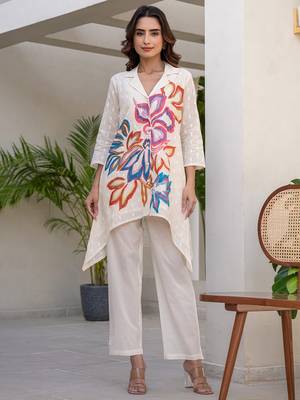 Off white printed pure cotton kurta trouser set 4