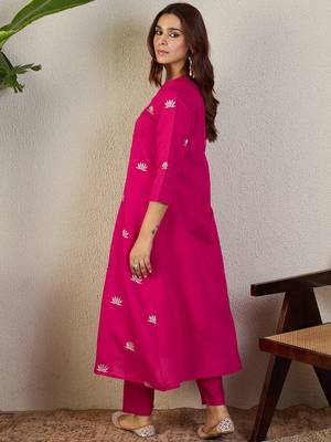 Pink embroidered silk kurta trouser set 2