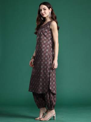 Black printed pure cotton kurta trouser set 3
