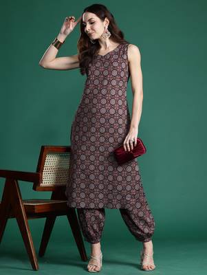 Black printed pure cotton kurta trouser set 4