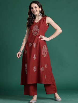 Maroon embroidered pure cotton kurta trouser set 4