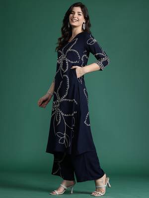 Blue embroidered viscose rayon kurta trouser set 3