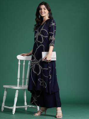 Blue embroidered viscose rayon kurta trouser set 4