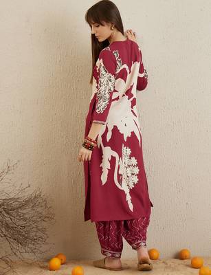 Red embroidered viscose rayon kurta trouser set 2