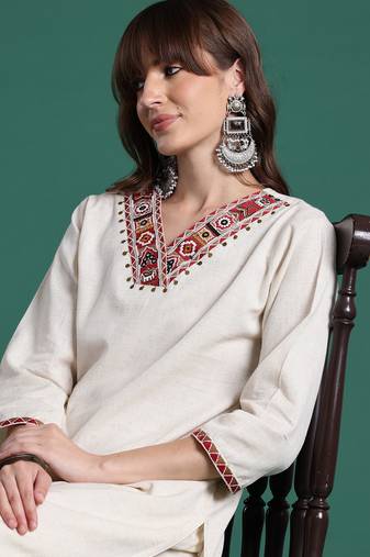 Off white embroidered pure cotton kurta trouser set