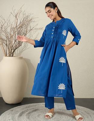 Blue embroidered pure cotton kurta trouser set 3