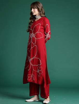 Maroon embroidered viscose rayon kurta trouser set 3