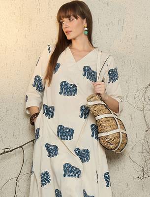 White printed pure cotton kurta trouser set 1