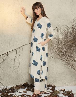 White printed pure cotton kurta trouser set 3