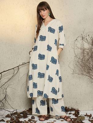 White printed pure cotton kurta trouser set 4