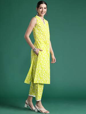 Green printed pure cotton kurta trouser set 3