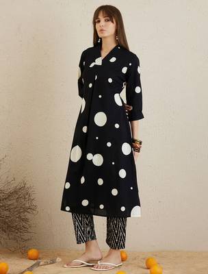 Black printed pure cotton kurta trouser set 4