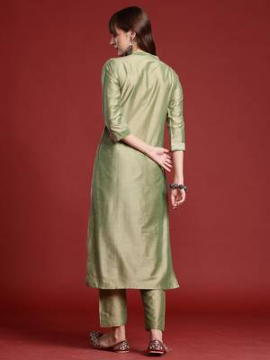 Green embroidered silk kurta trouser set 2