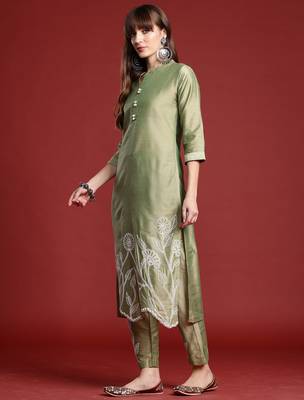 Green embroidered silk kurta trouser set 3