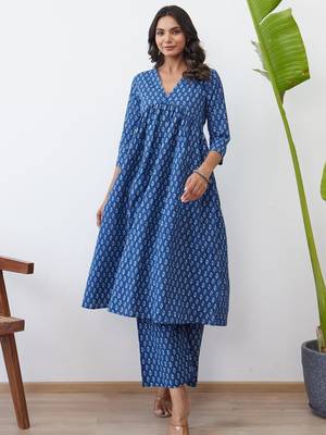 Blue printed pure cotton kurta trouser set 4