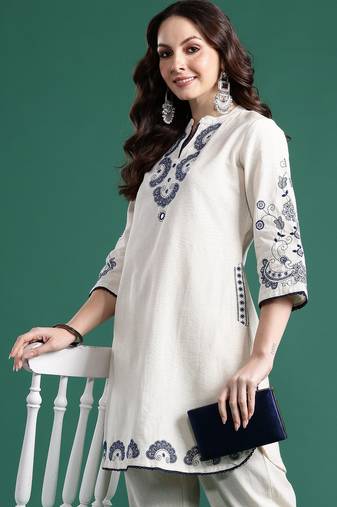 Off white embroidered pure cotton kurta trouser set