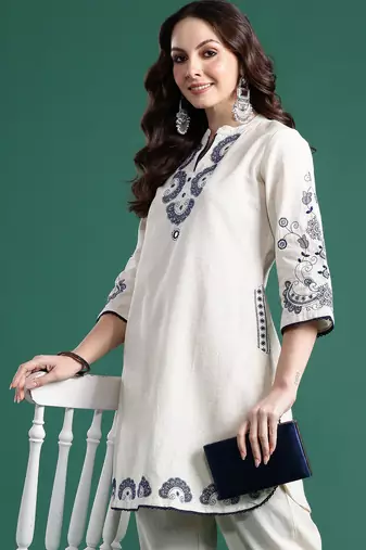 Off white embroidered pure cotton kurta trouser set