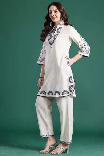 Off white embroidered pure cotton kurta trouser set