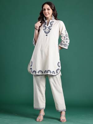Off white embroidered pure cotton kurta trouser set 4