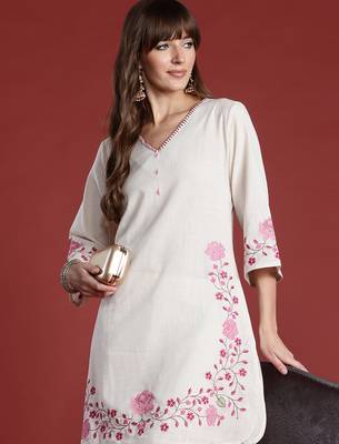 Off white embroidered pure cotton kurta trouser set 1