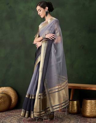 Grey woven design saree with blouse piece 3