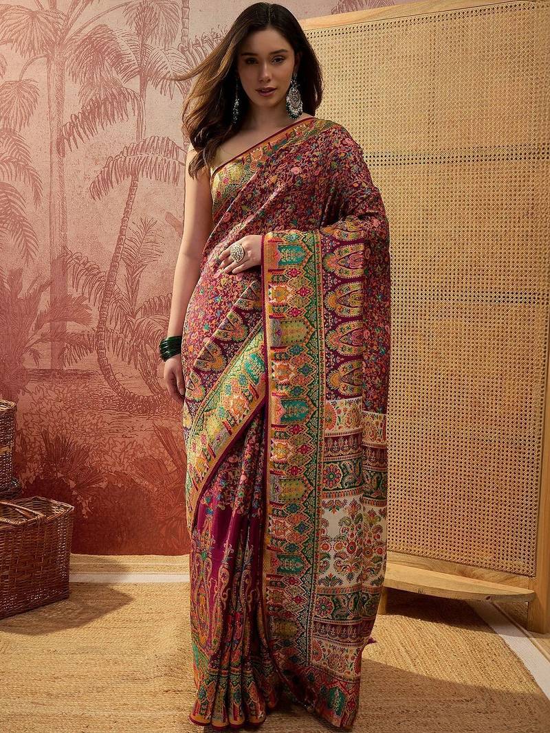 Purple floral woven design sarees with unstitched blouse piece