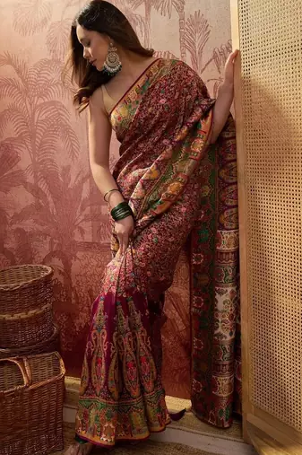 Purple floral woven design sarees with unstitched blouse piece