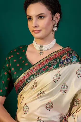 Cream ethnic digital printed festive wear printing saree with matching blouse