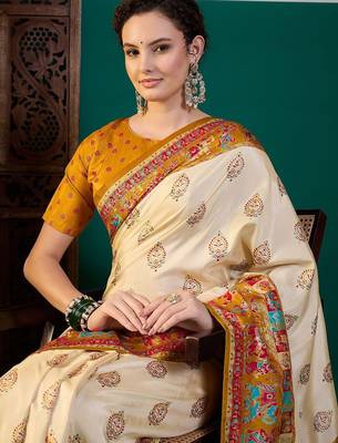 Cream ethnic motifs printed saree with unstitched blouse 1