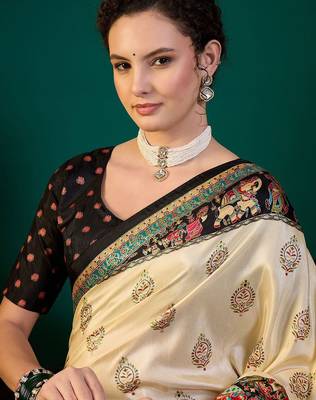 Black ethnic digital printed festive wear printing saree with matching blouse 5