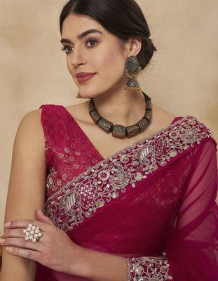 Pink embellished saree with matching blouse 4