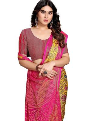 Yellow printed saree with unstitched blouse 3
