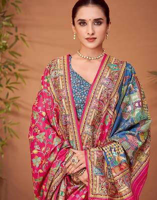 Pink ethnic motifs printed festive wear saree with matching unstitched blouse 2