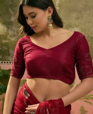 Maroon embroidered saree with unstitched blouse 4