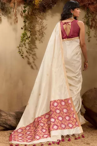 Off white ethnic motifs woven design saree with unstitched blouse