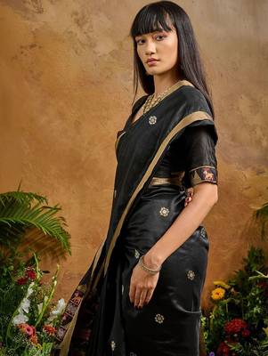 Black ethnic motifs woven design saree with unstitched blouse 2