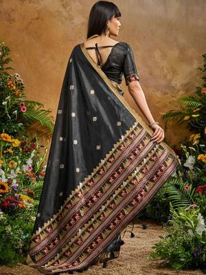 Black ethnic motifs woven design saree with unstitched blouse 3