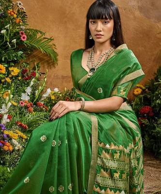 Green ethnic motifs woven design saree with unstitched blouse 1