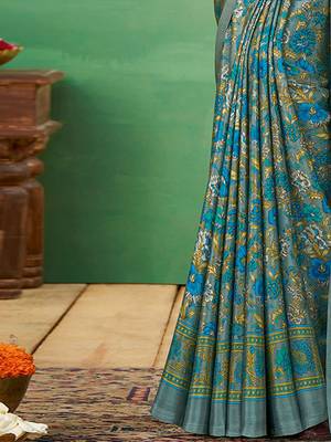 Grey printed saree with blouse grey piece 4