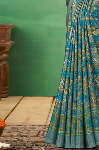 Grey printed saree with blouse grey piece
