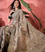 Grey geometric print  woven design zari border saree with unstitched blouse