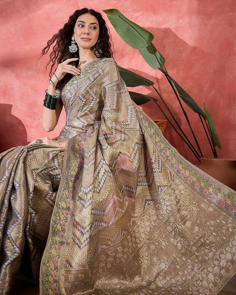 Grey geometric print  woven design zari border saree with unstitched blouse