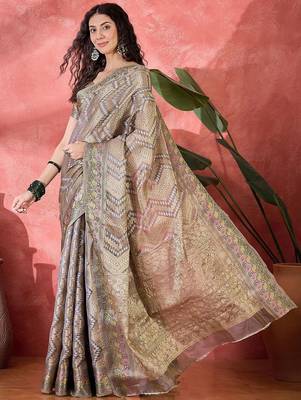 Grey geometric print  woven design zari border saree with unstitched blouse 3